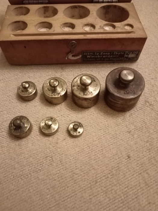 Odważniki Laboratoryjne PRL WARTO !!!