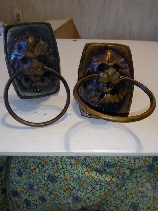 Ручка металлическая для дверей реаритетная