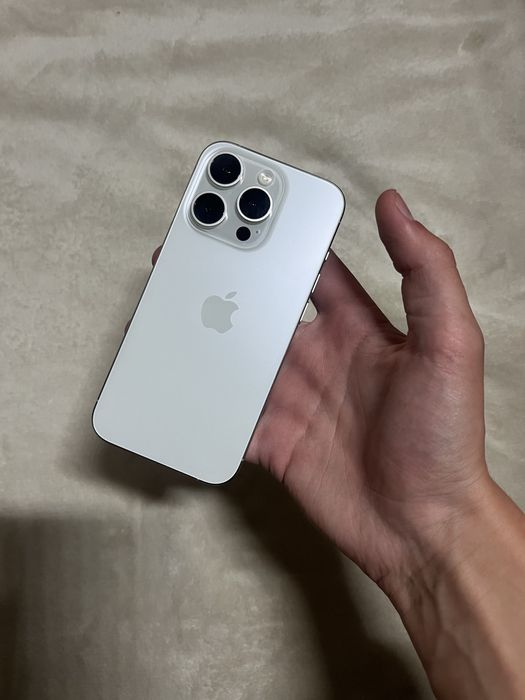 IPhone 15 Pro White Titanium