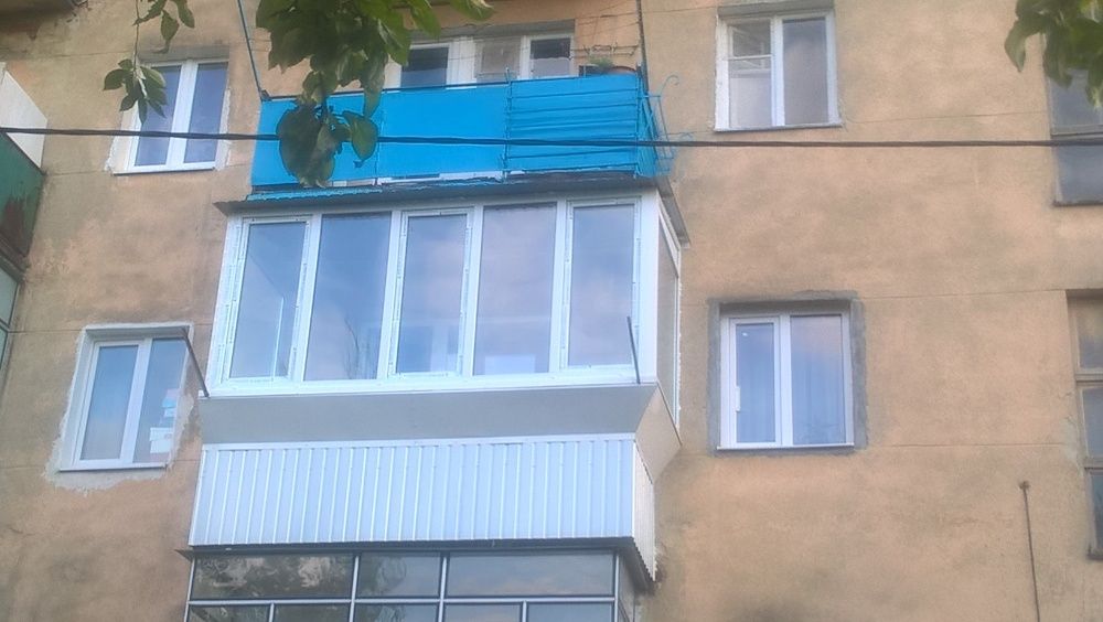 балкони,вікна,двері