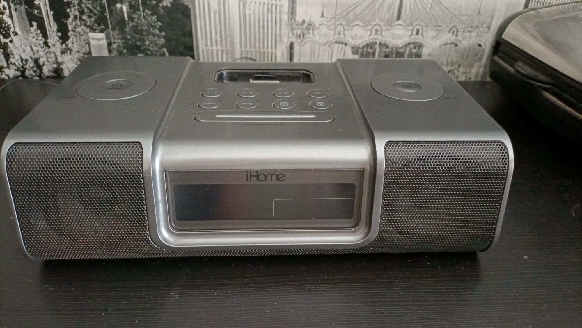 Radio e coluna para iPod