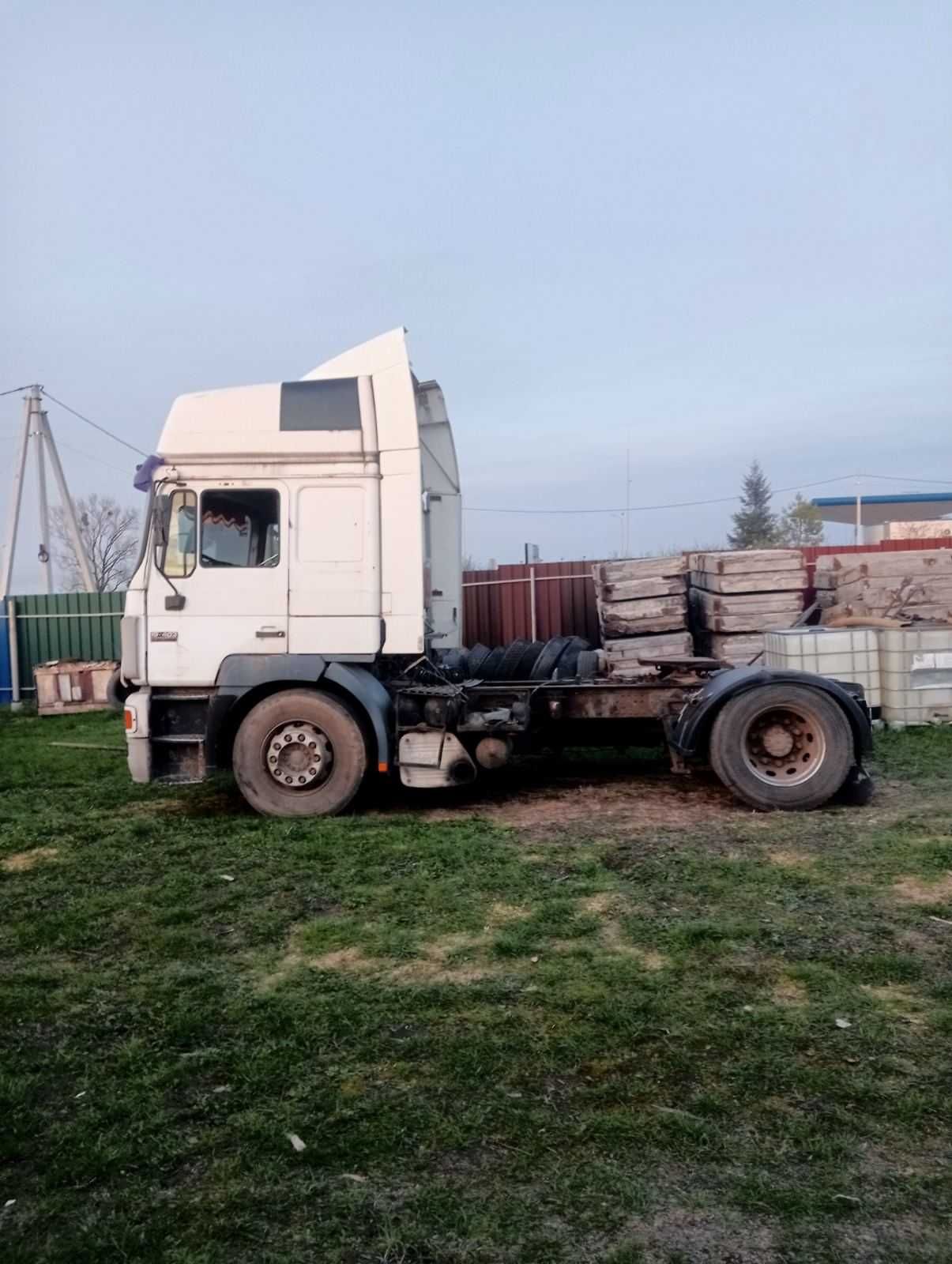 Спойлер на ман F2000,командор
