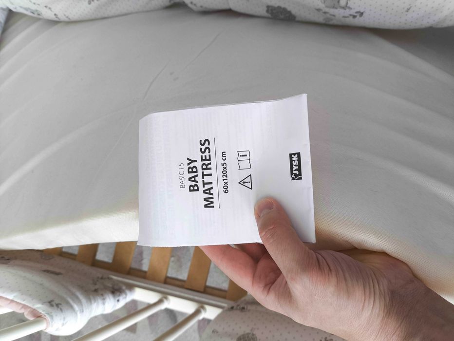 Łóżeczko dziecięce 120x60 białe + materac Jysk + ochraniacze