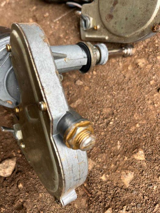 Привід склоочисника Т-16/25/40, МТЗ, ЮМЗ СЛ-230М