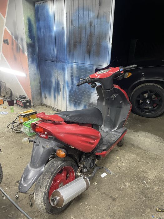 Продам скутер 80сс