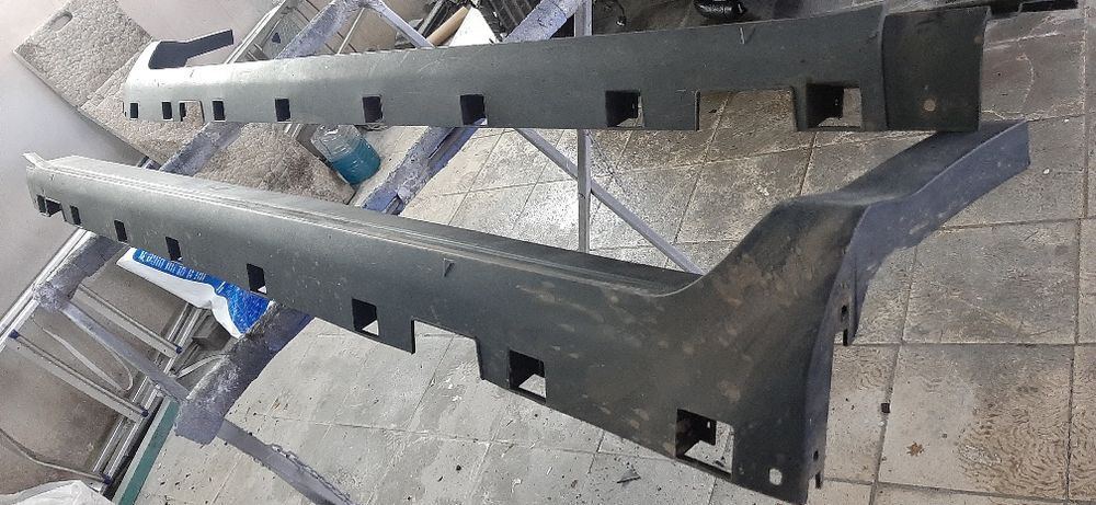 Лівий Порог Форд Эскейп 2013-2018г