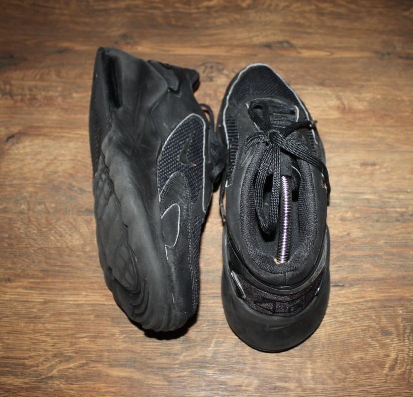 Кроссовки Nike Air Max Bolt react 44 размер