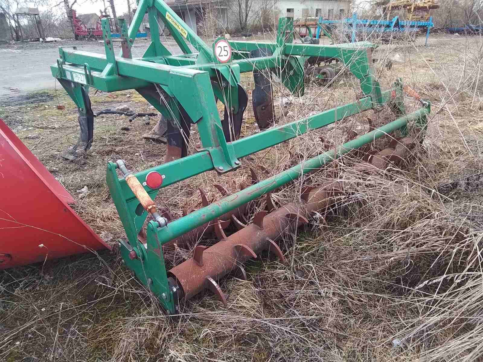 Глубокорозпищувач   ГР  2.7м. під Т-150