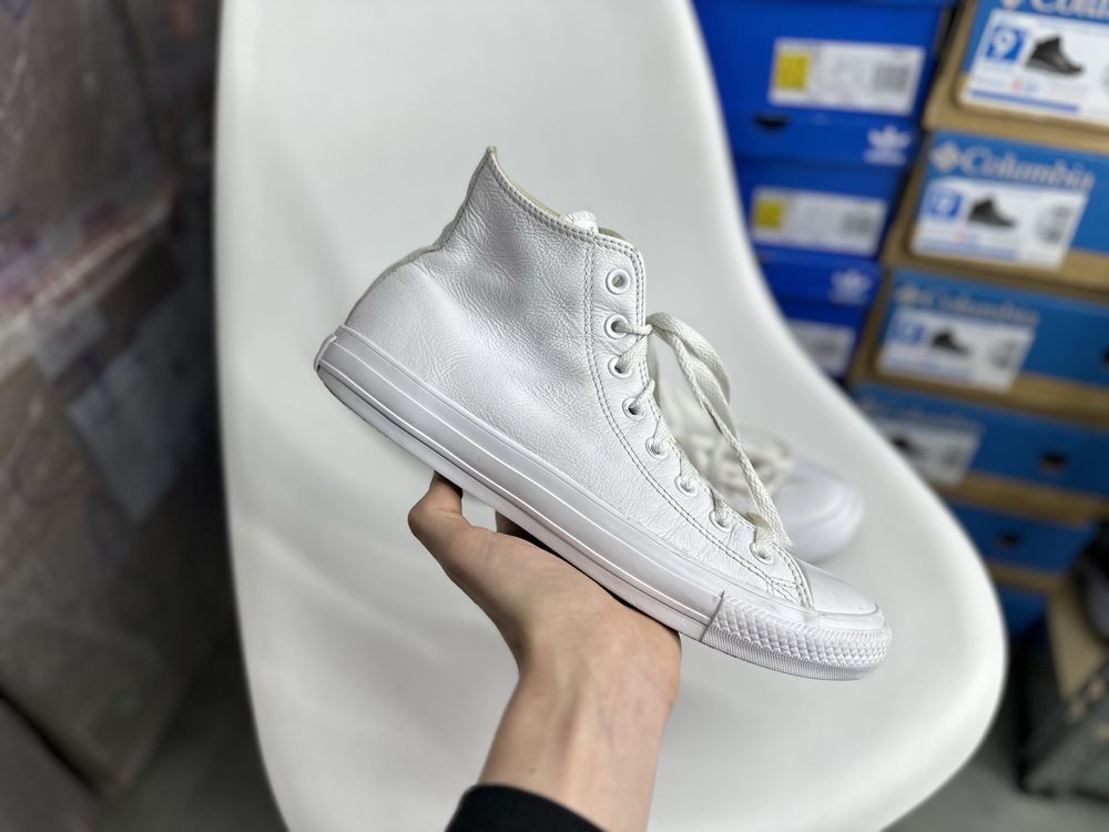 Оригінал! Кросівки шкіряні Converse 42.5 розмір