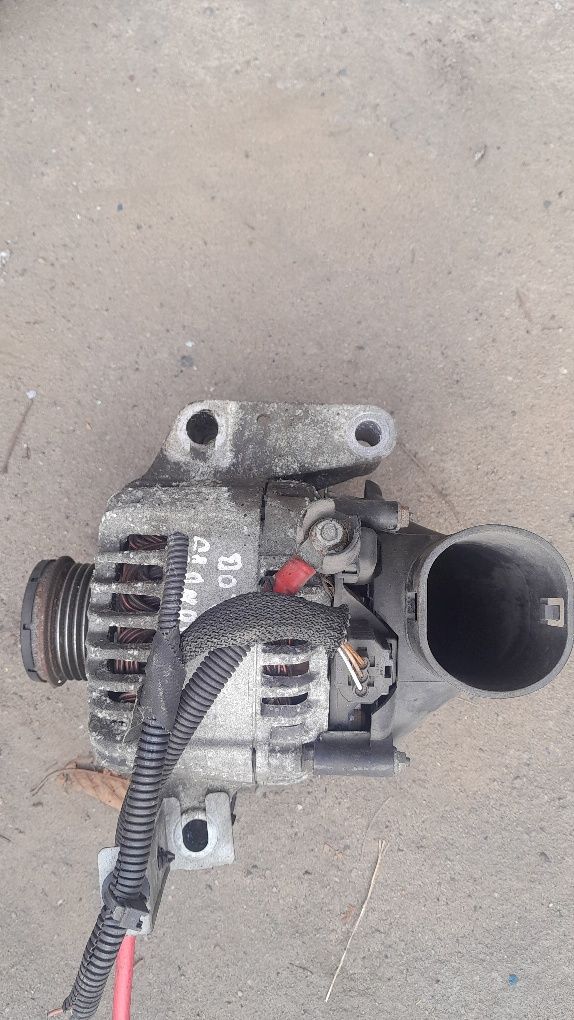 Alternator Ford Mondeo Mk3 2.0 16 v benzyna