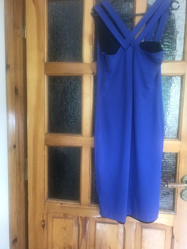 Elegancka, koktajlowa sukienka Simple r. M