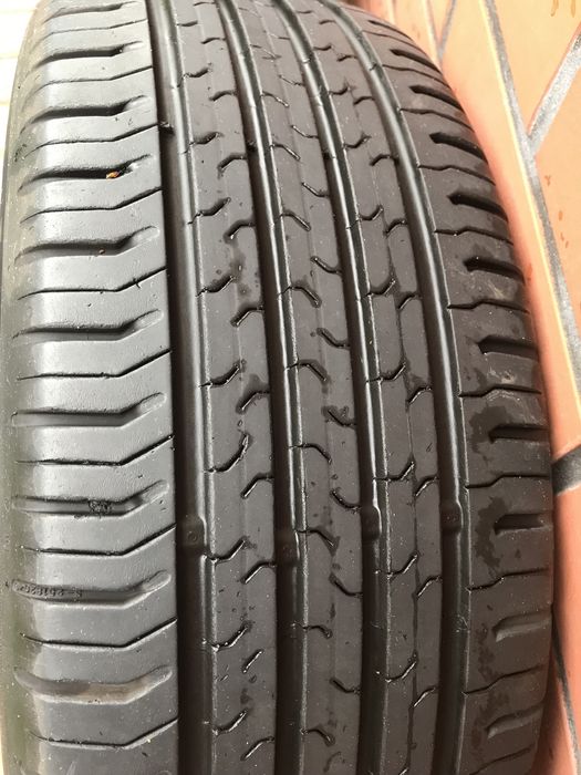 4 - Opony letnie Continental 205/55 R17 V