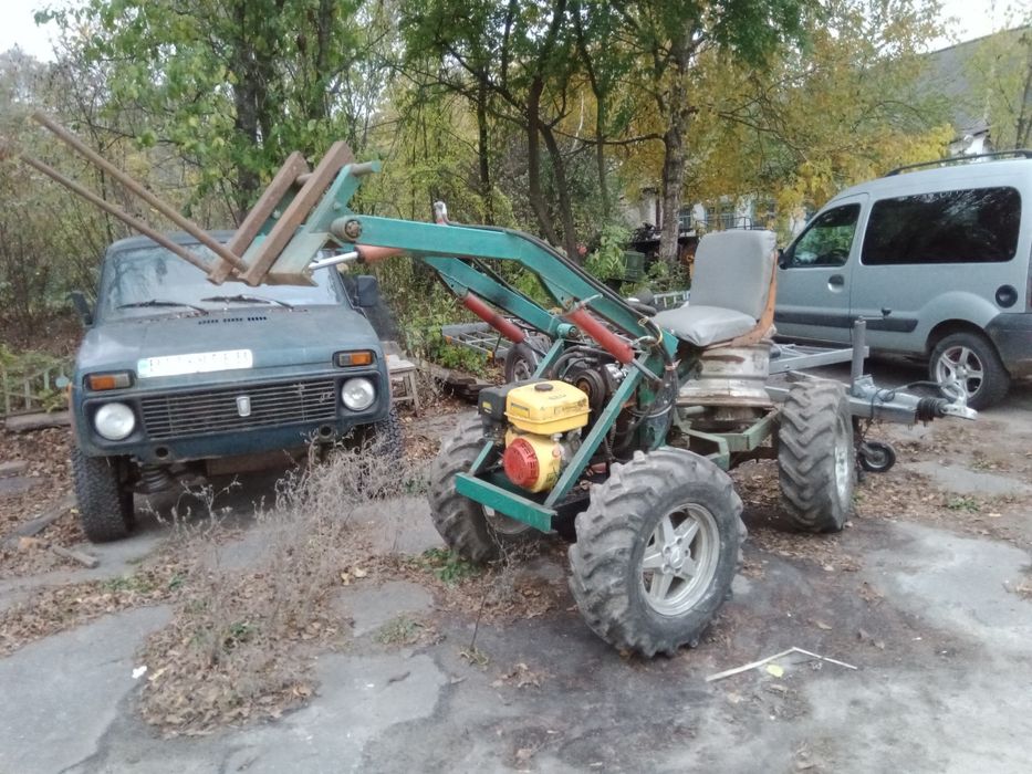 Продам міні навантажувач на гідростатичному ходу