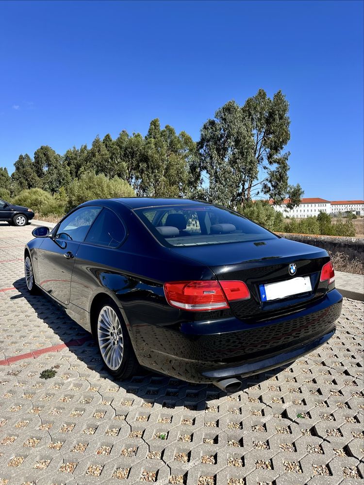 BMW E92 320i 2.0