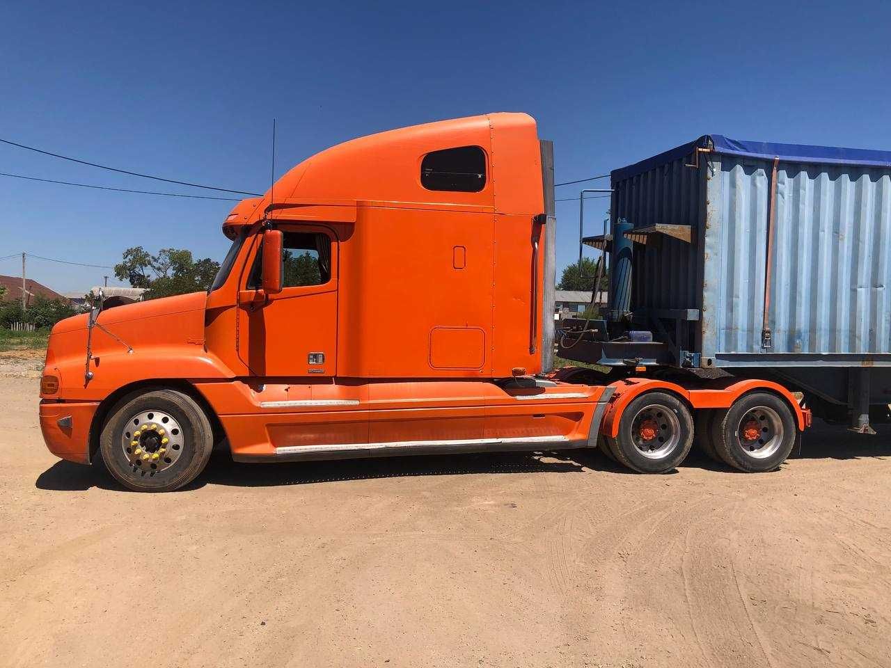 Продам  Freightliner Conventional 2002 с причепом або без