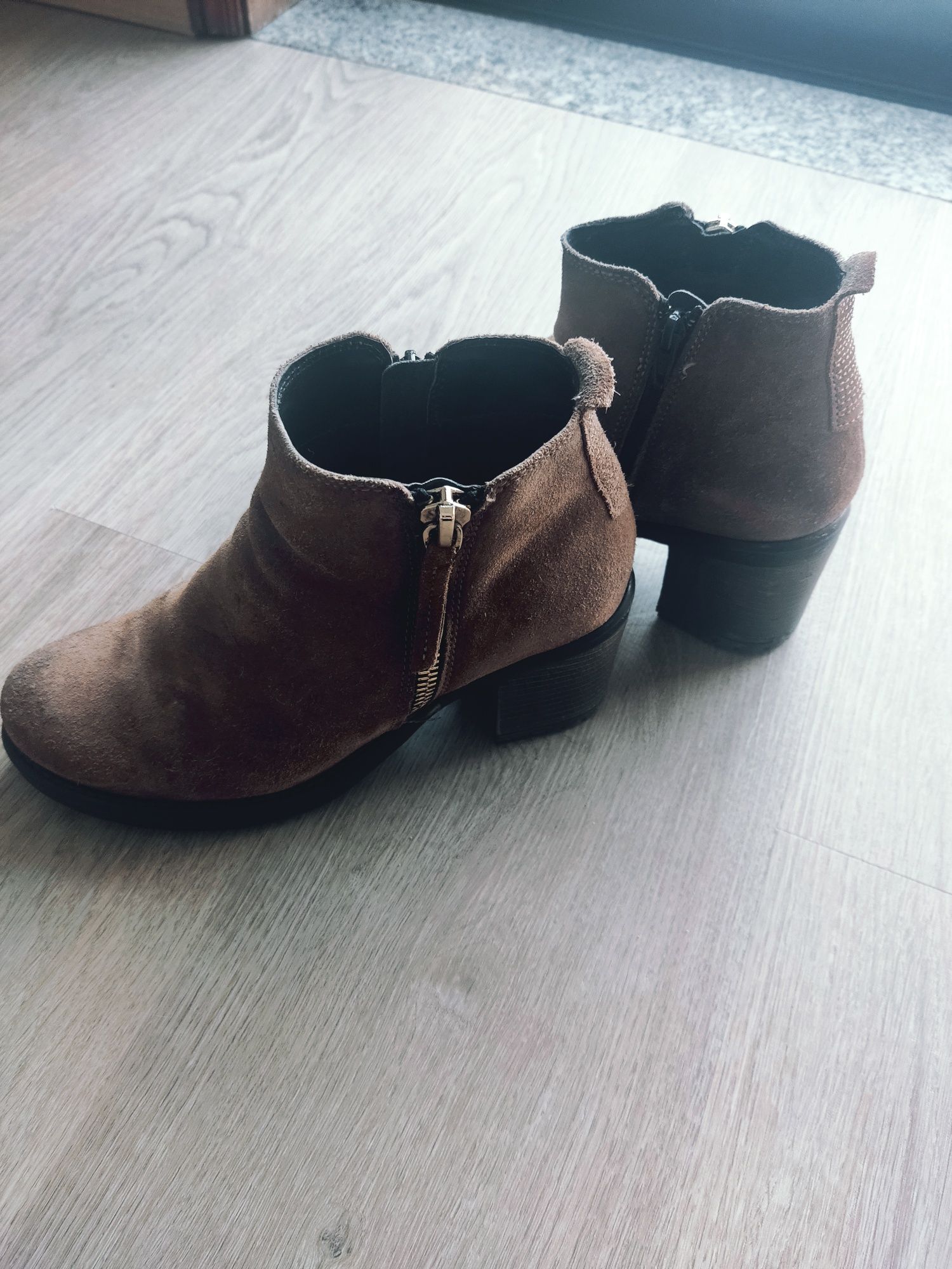 Botas de camurça