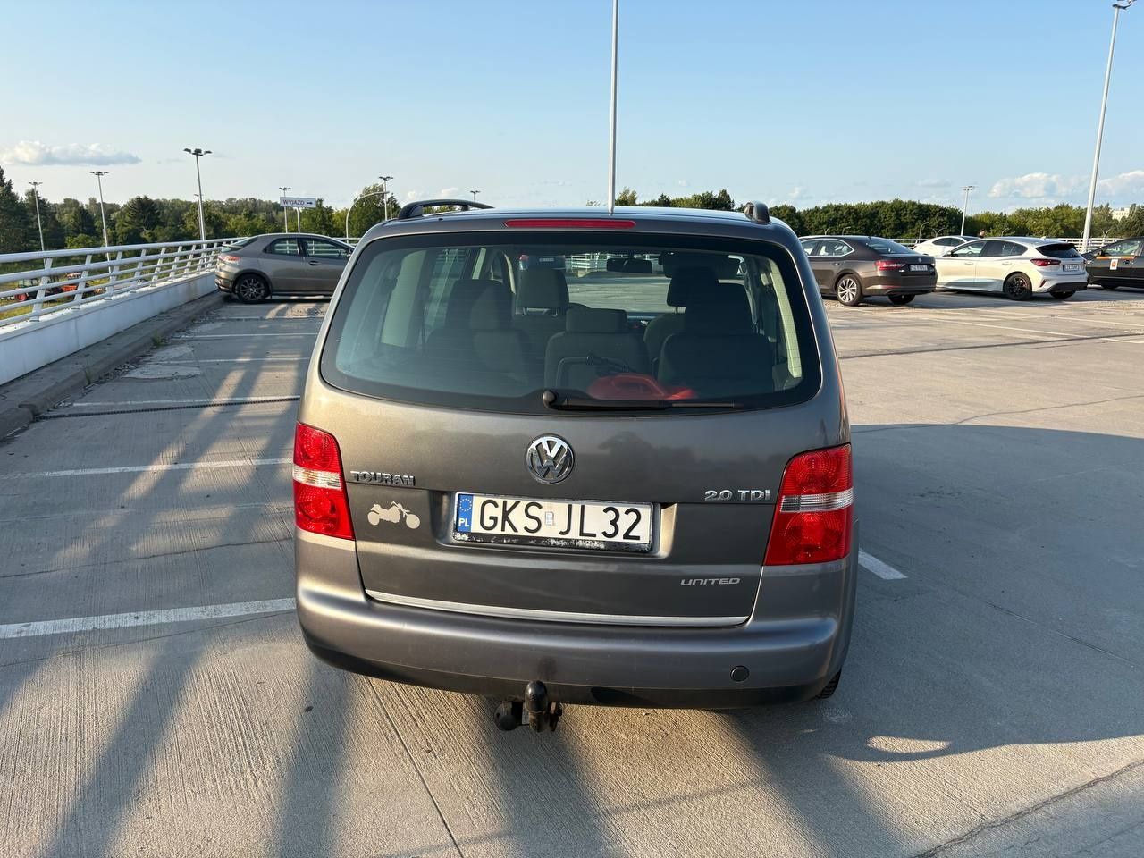 VW Touran Highline 7-osobowy/2.0 TDI/DSG