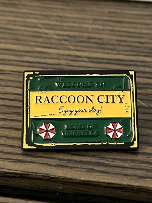 Pin Estilo "Resident Evil Raccoon City" - Novo, Selado