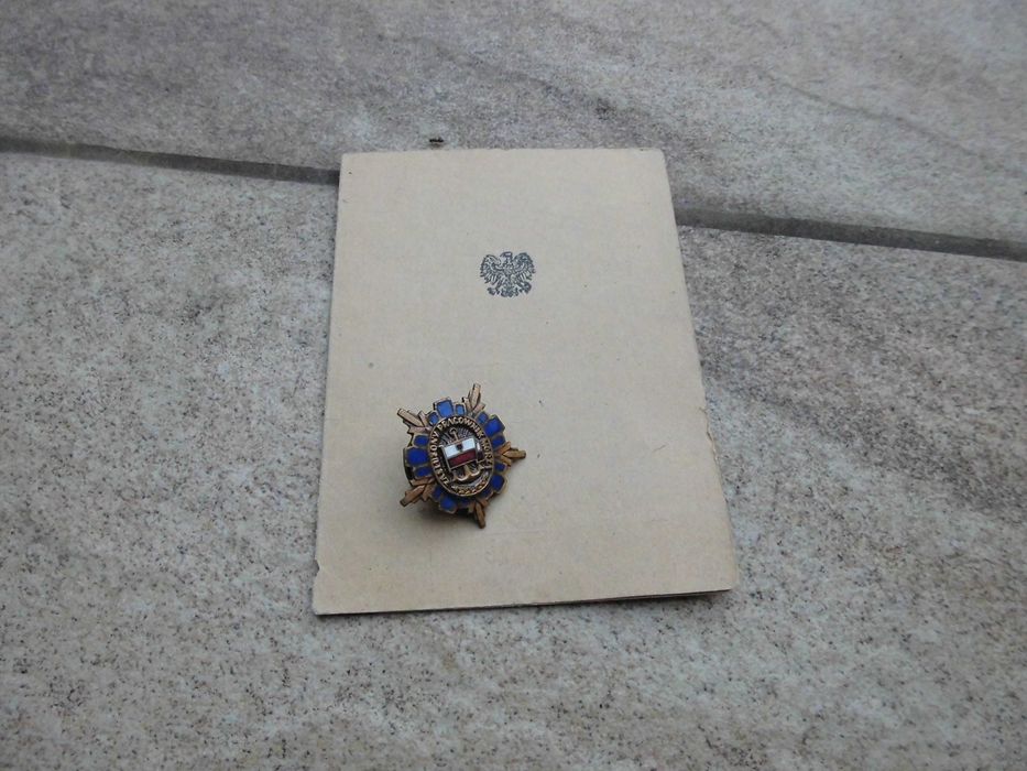 Brązowa Odznaka Zasłużony Pracownik Morza wraz z legitymacją