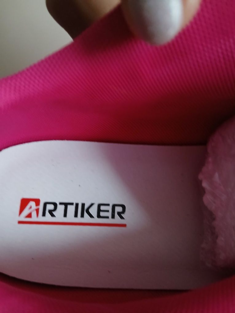 Sprzedam nowe buty
