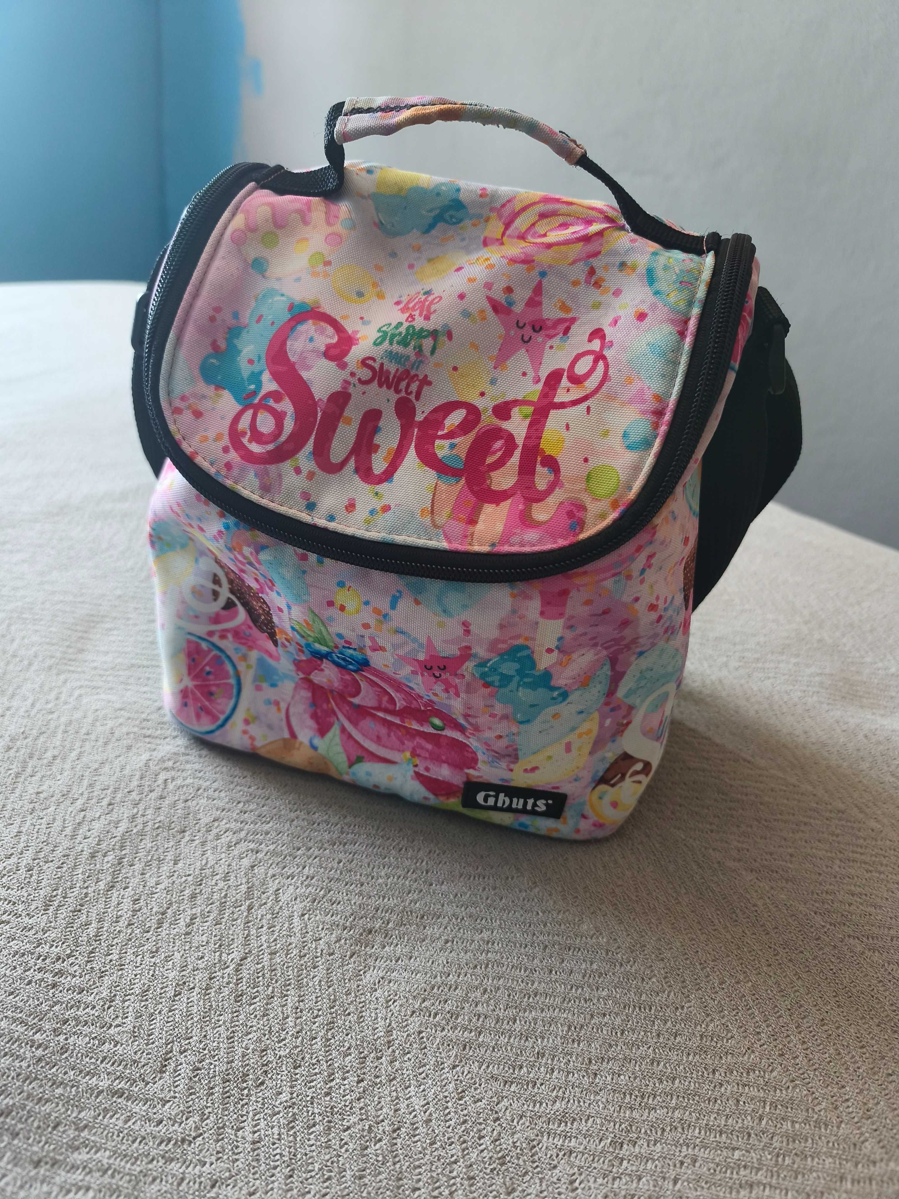 Conjunto mochila, lancheira e saco de desporto