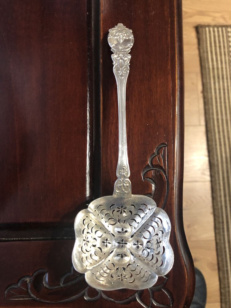 Łyżka srebrna przesiewowa Pr 950 Minerva - CHarles 1891 r
