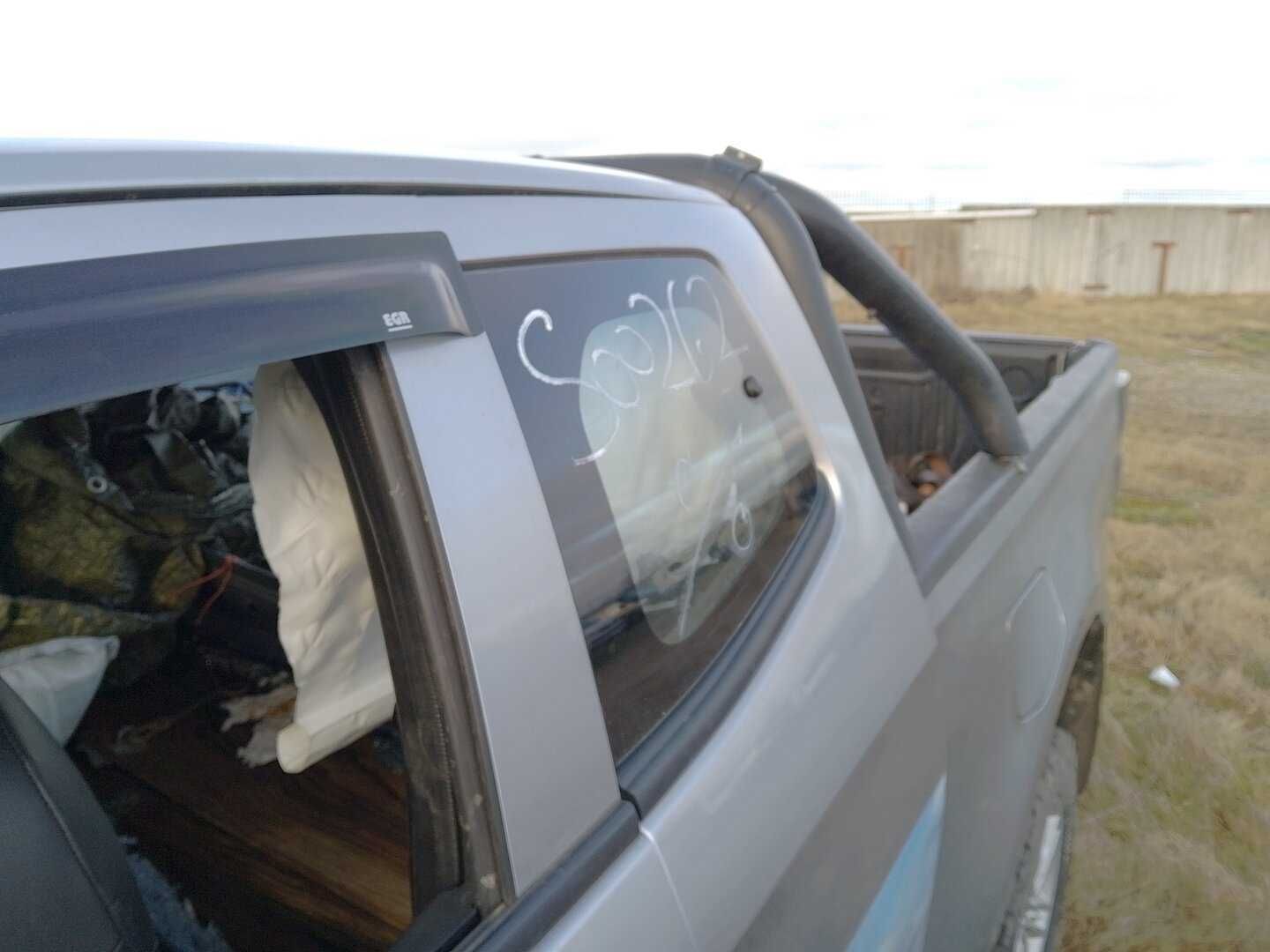 Isuzu D-Max 1.9 EXT. CAB AUT. 6 Samochód ciężarowy, uszkodzony,