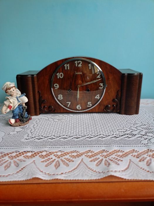 Zegar kominkowy Jungans 1934