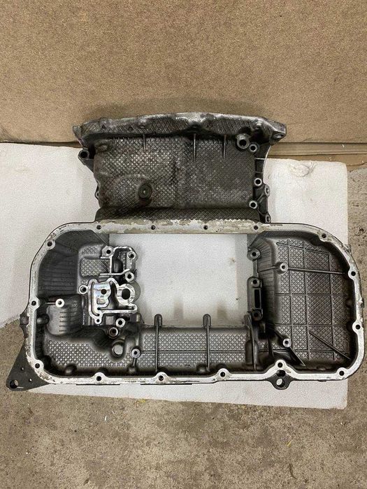 Піддон двигуна Audi / VW V6 TDI
(верхня + нижня частина)