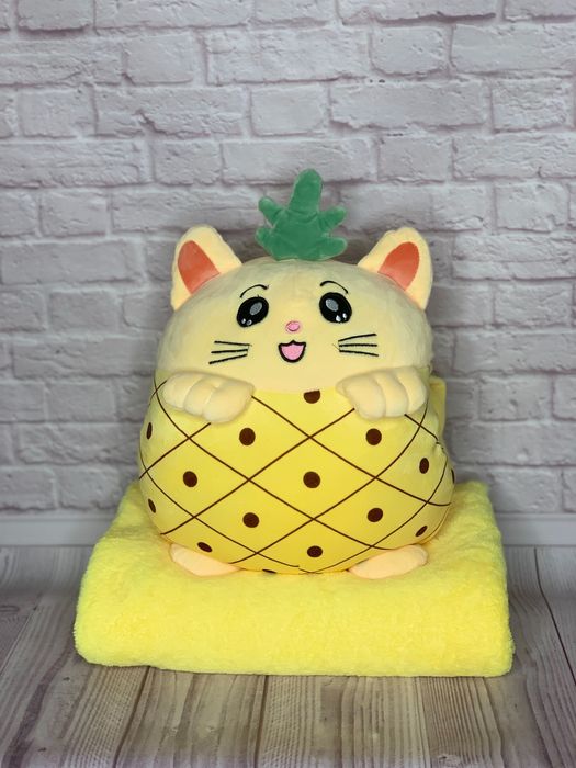 Игрушка -плед отличны подарок