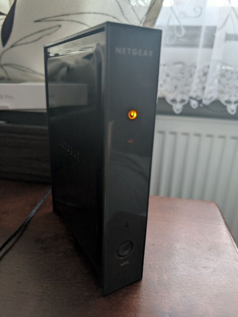 Роутер Netgear WNR2000 v2