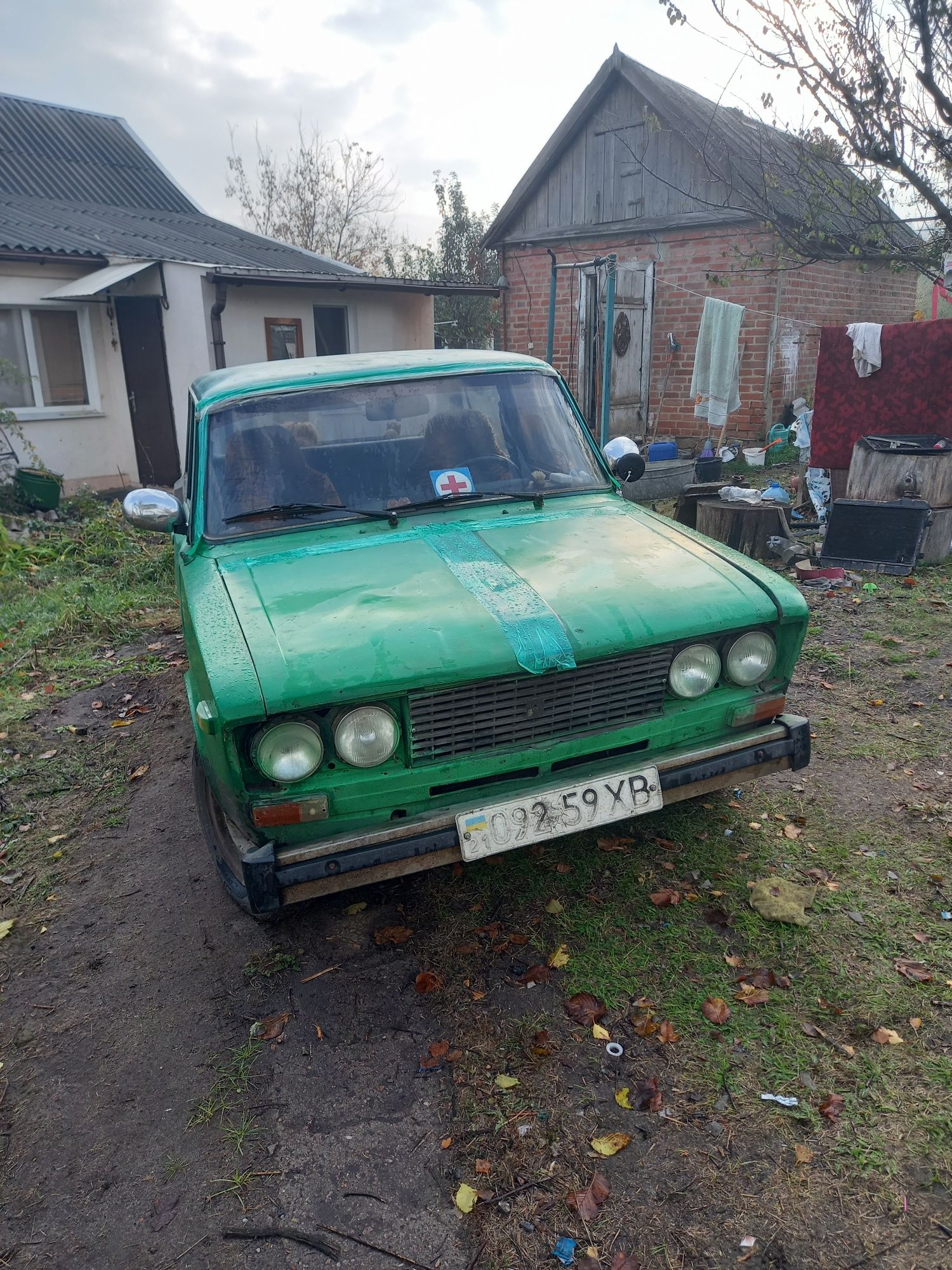 Автомобиль Ваз 2103