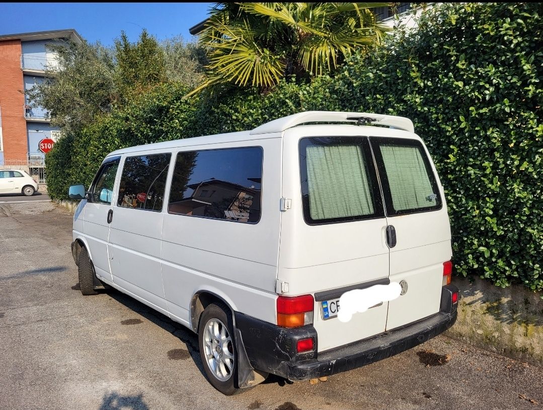 Transporter T4 VW  2002р.  2.5л.  75кВт