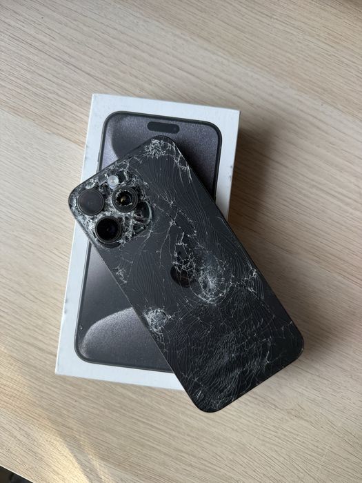 iphone 15 pro max 256GB uszkodzony