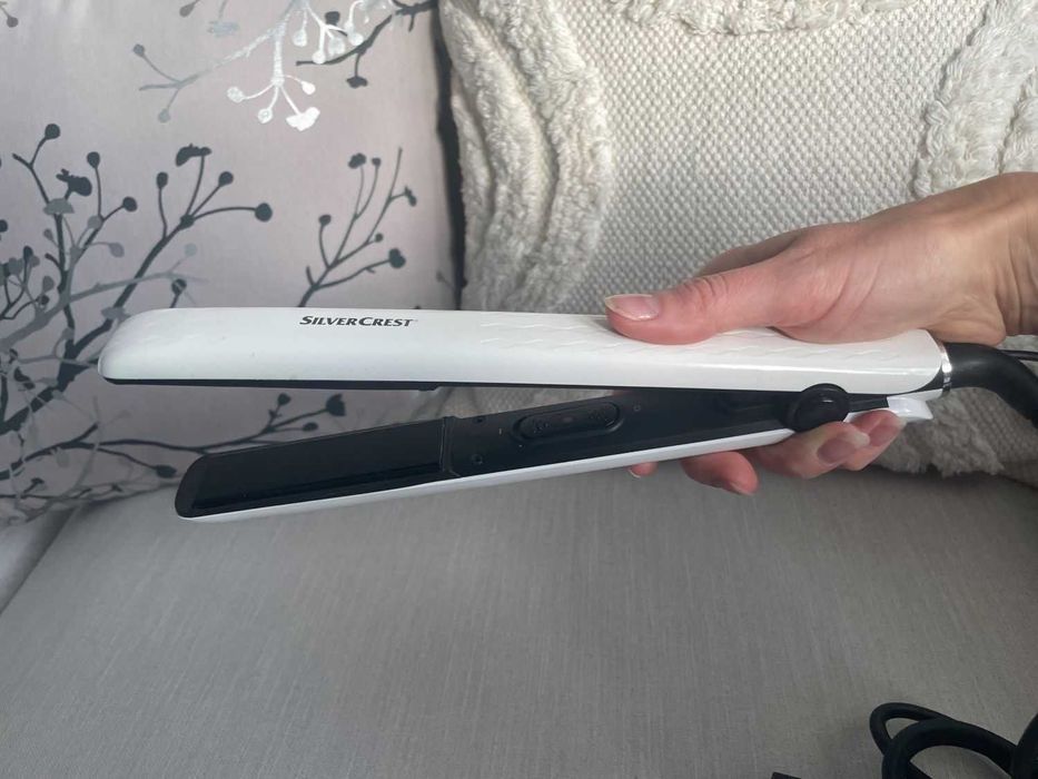 Prostownica do włosów SilverCrest – elegancka i skuteczna!