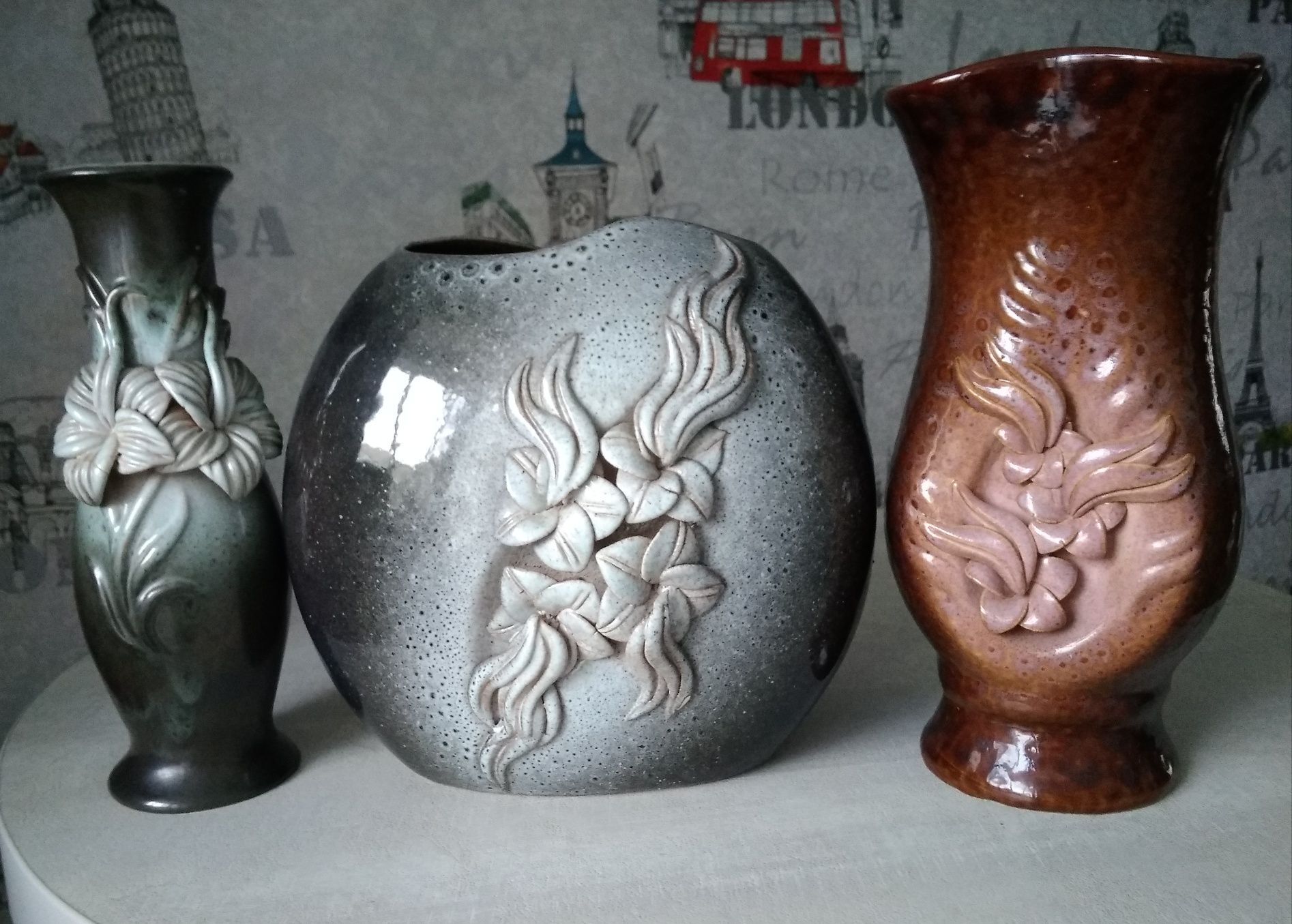 Керамічна ваза для квітів