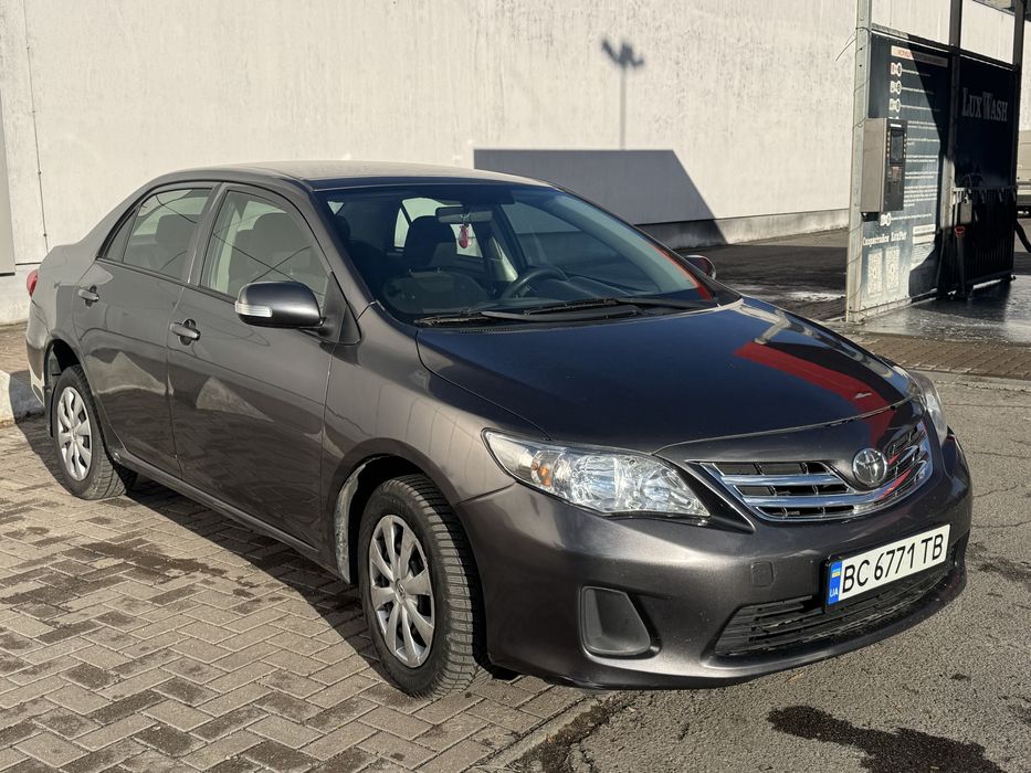 Toyota Corolla 1.3 бензин 2010рік