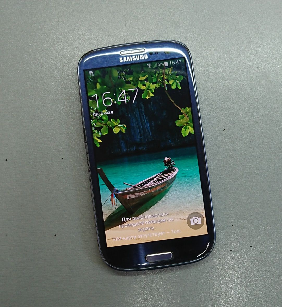 Samsung Galaxy S3 Neo Duos I9300i. 16 Гб, Super Amoled ,