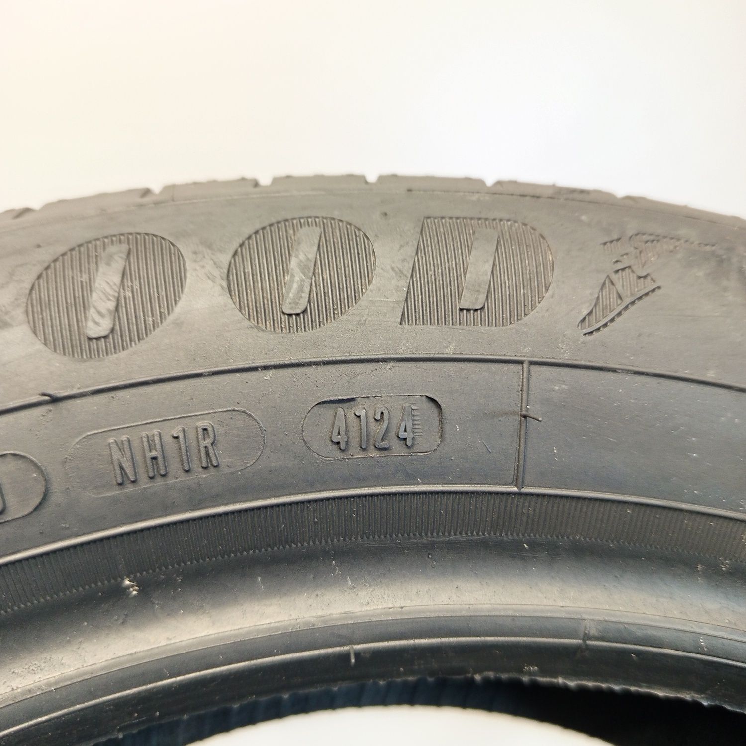 195/55R16 Goodyear EficientGrip Performance