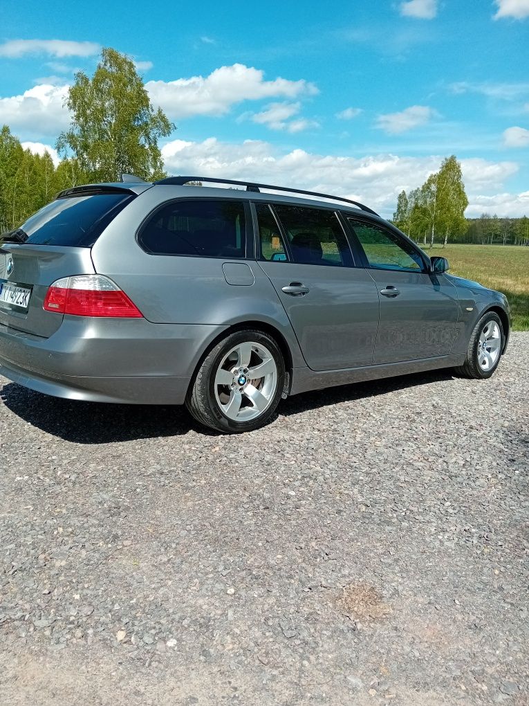 BMW 520 D  LIFT automat