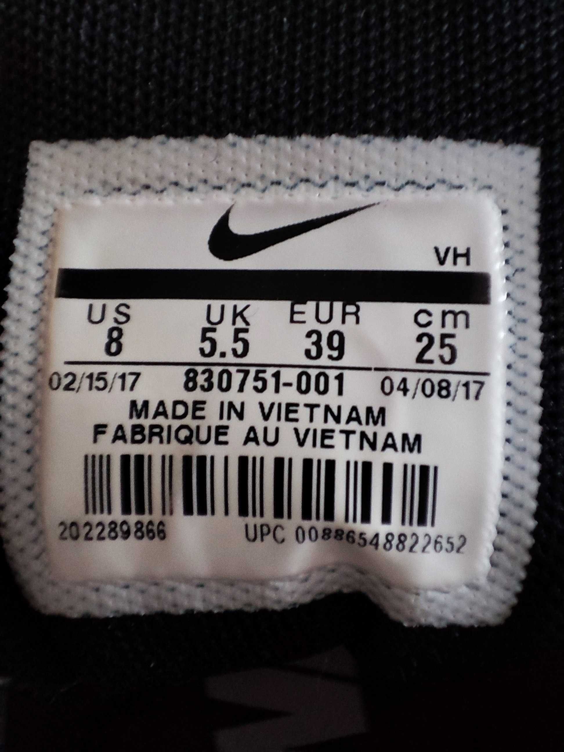 Кроссовки Nike Flex 2016 Rn 830369-001 отличное состояние 39 р.
