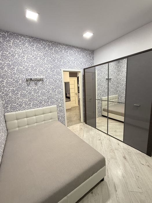 Сдам двухкомнатную квартиру в центре Асташкина Кадорр