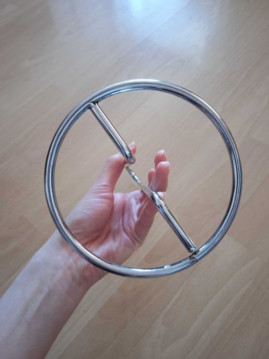 Stojak na ręcznik papierowy