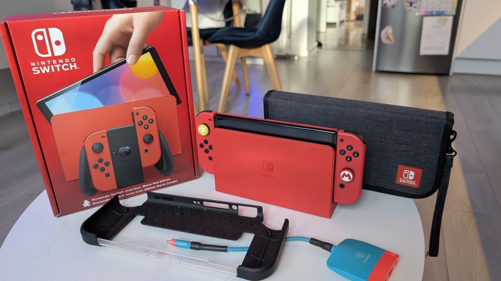 Nintendo Switch OLED Mario Red Edition