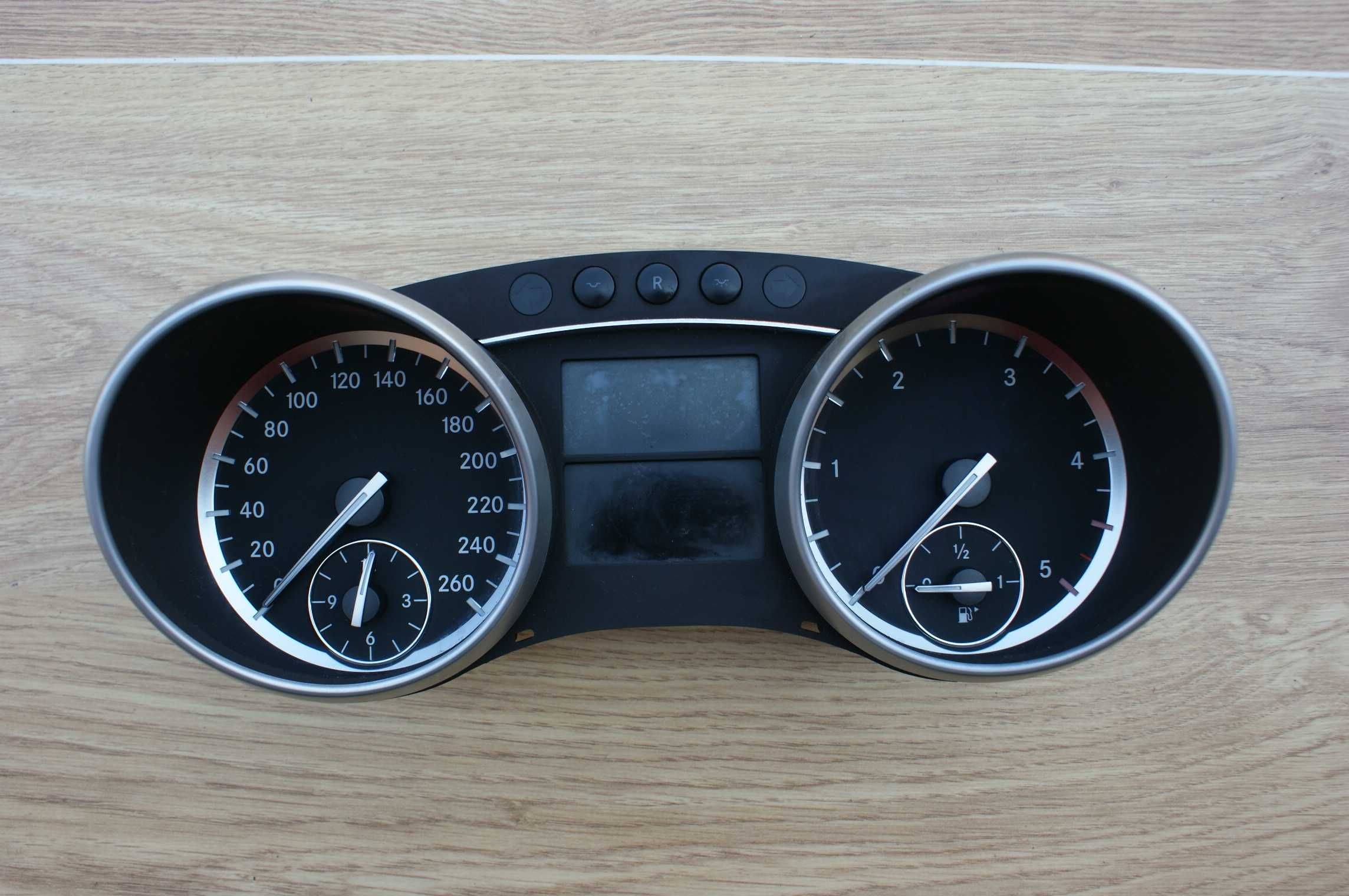 Mercedes R350 W251 ML350 W164 3.0 CDI Licznik Zegary LIFT