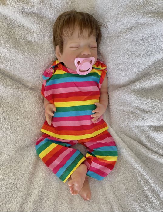 Лялька реборн дівчинка