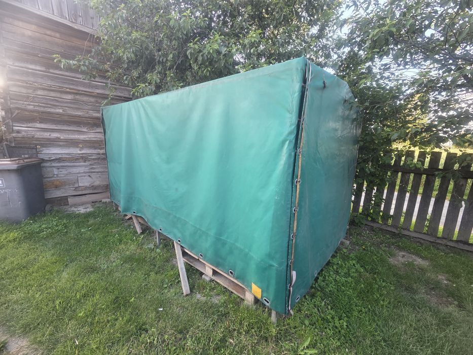 Plandeka ze stelażem