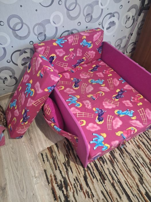 Tapczanik fotel dziecięcy Kubuś