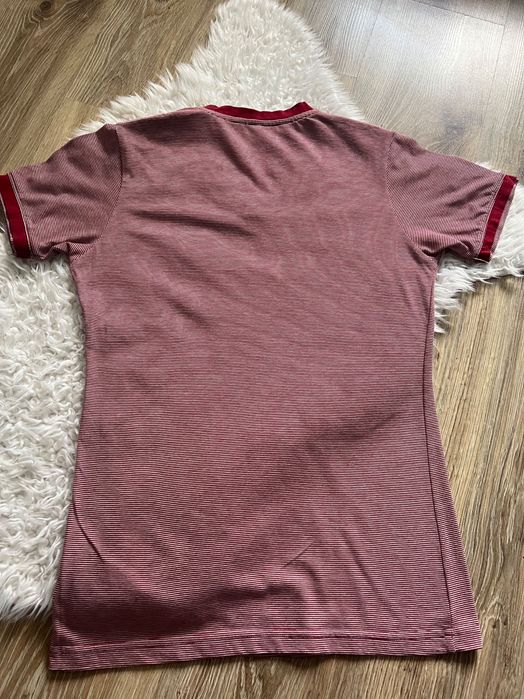 Młodzieżowy t-shirt