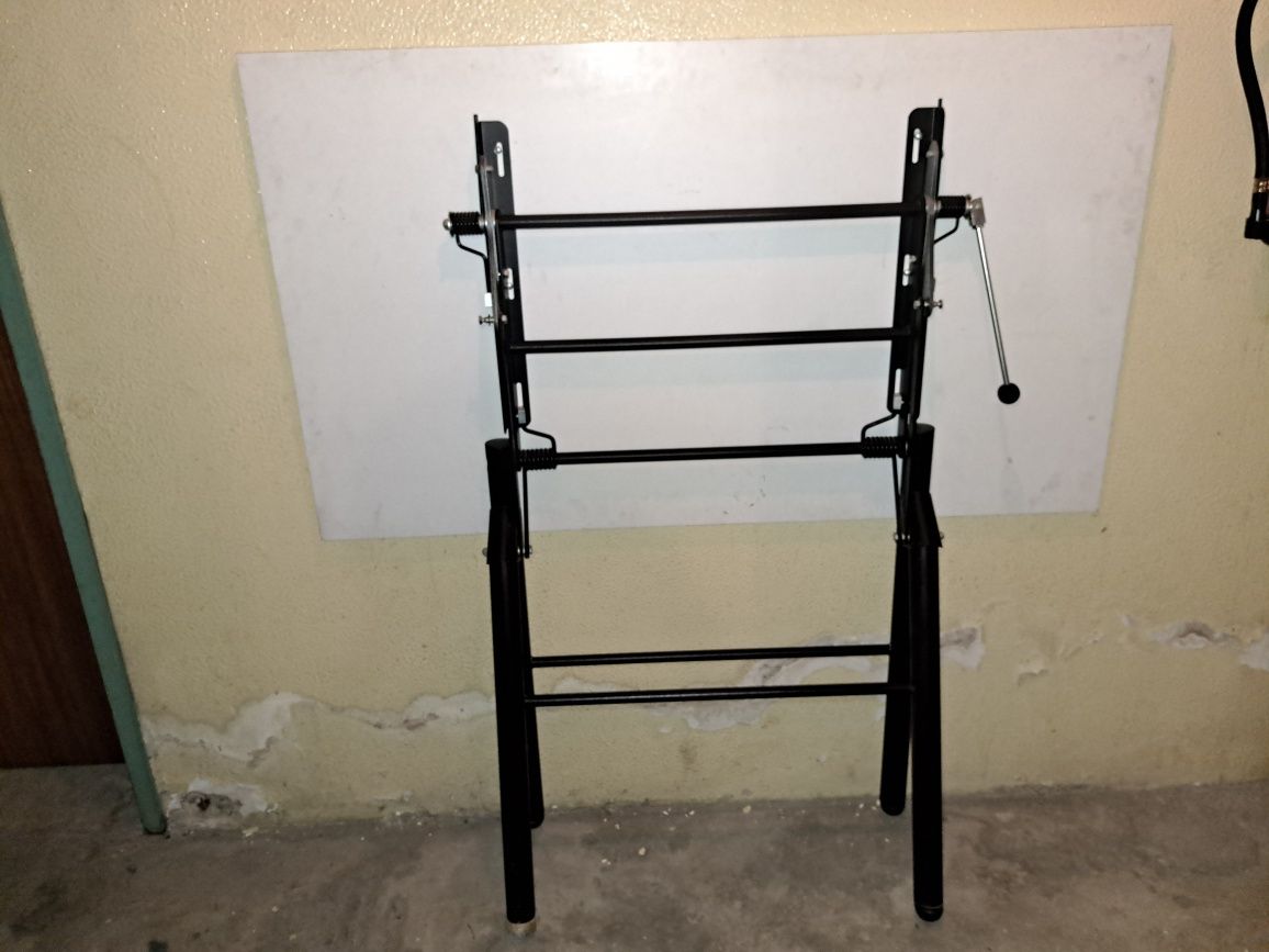 Mesa de desenho  - estirador.